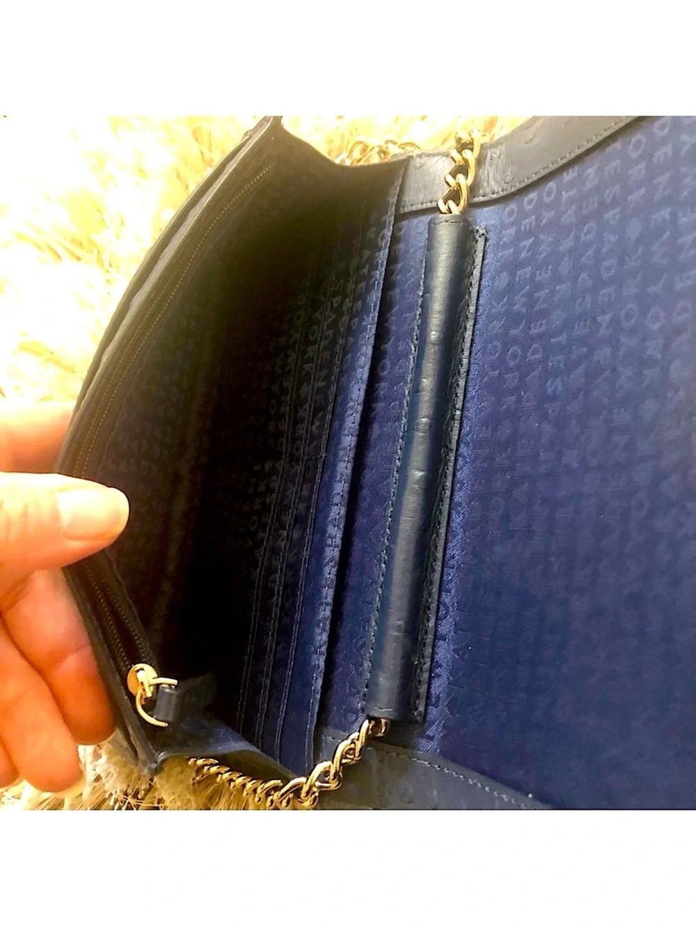 kate spade embossed purse centered